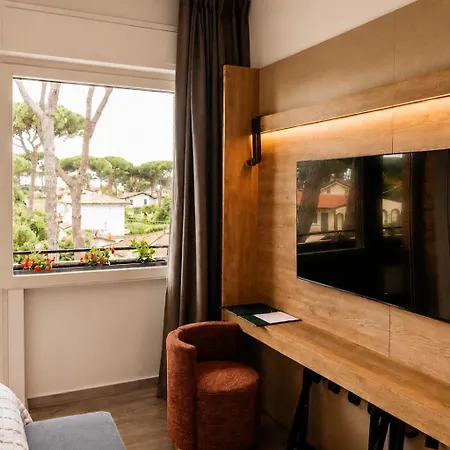 La Serena Dei Marmi, A Small Luxury Of The World Hotel Forte dei Marmi