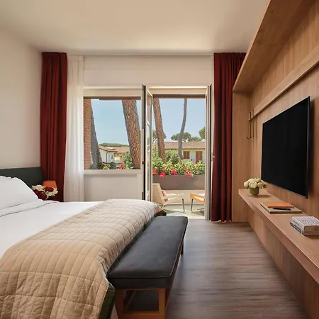 Hotel La Serena Dei Marmi, A Small Luxury Of The World